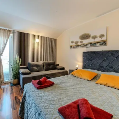 Apartment Bra I Premium With Outdoor Pool And Sauna - With Balcony *