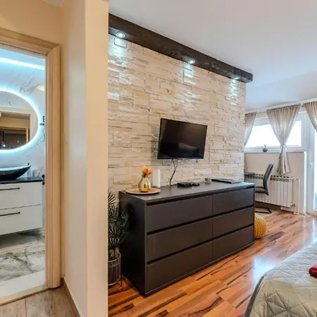 Bra I Premium With Outdoor Pool And Sauna - With Balcony * Sukosan