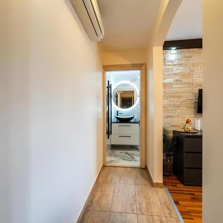 Apartment Bra I Premium With Outdoor Pool And Sauna - With Balcony Sukosan