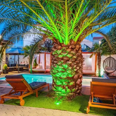 Bra I Premium With Outdoor Pool And Sauna - With Balcony Apartment *