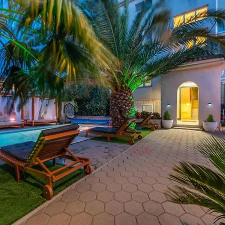 Bra I Premium With Outdoor Pool And Sauna - With Balcony * Sukošan