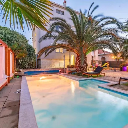 Bra I Premium With Outdoor Pool And Sauna - With Balcony Apartment