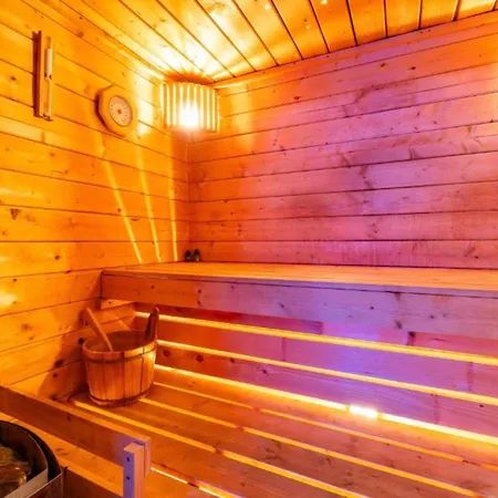 Bra I Premium With Outdoor Pool And Sauna - With Balcony